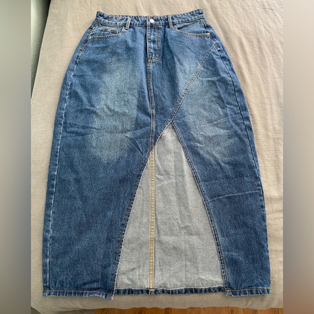 Blue Denim Midi Skirt with Slit
